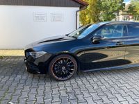 gebraucht Mercedes CLA250 Shooting Brake Orange Art Edition PANO