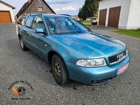 Używany Audi A4 102 KM (75 kW) 2001 Zielony Kombi