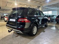Gebraucht Mercedes ML350 258 PS (189 kW) 2013 Schwarz SUV