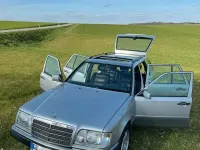 Brugt Mercedes E230 132 HK (97 kW) 1992 Sølv Stationcar