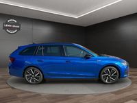 Gebraucht Skoda Octavia SportLine 150 PS (110 kW) 2024 Blau Kombi