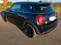 Gebraucht Mini Cooper SE 135 kW (184 PS) 2021 Schwarz Kleinwagen