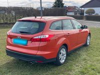 Usata Ford Focus 140 CV (102 kW) 2012 Arancione Station wagon
