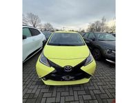 Gebraucht Toyota Aygo X-cite 69 PS (50 kW) 2016 Gelb Kleinwagen