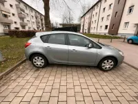 Gebraucht Opel Astra 87 PS (63 kW) 2010 Silber Kleinwagen