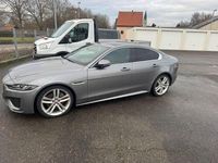 Gebraucht Jaguar XE R-Dynamic 179 PS (131 kW) 2020 Eiger grey Limousine