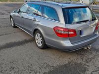 Gebraucht Mercedes E220 170 PS (125 kW) 2011 Grau Kombi