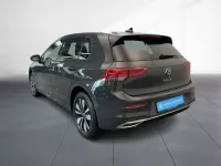 Gebraucht VW Golf VIII Move 131 PS (96 kW) 2024 Grau Limousine