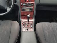 Gebraucht Mercedes E240 Classic 170 PS (125 kW) 2000 Schwarz Limousine