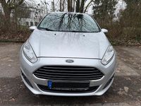 Gebraucht Ford T Titanium 105 PS (77 kW) 2013 Silber Limousine