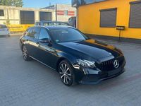 Second-hand Mercedes E300 306 CP (225 kW) 2019 Negru Break