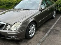 Gebraucht Mercedes E280 Avantgarde 231 PS (169 kW) 2007 Beige Limousine