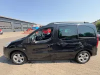 Gebraucht Peugeot Partner Allure 120 PS (88 kW) 2014 Onyx schwarz/deckende lac Van / Kleinbus