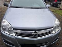 Gebraucht Opel Astra Selection 116 PS (85 kW) 2009 Grau Limousine