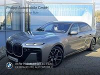 Gebraucht BMW 740 M Sport 299 PS (219 kW) 2024 Oxidgrau Limousine