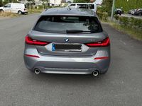 Gebraucht BMW 118 150 PS (110 kW) 2023 Silber Kleinwagen