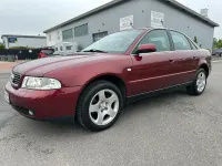 Używany Audi A4 165 KM (121 kW) 2001 Czerwony Sedan/Limuzyna