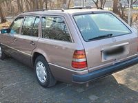 Gebraucht Mercedes E230 132 PS (97 kW) 1991 Kombi