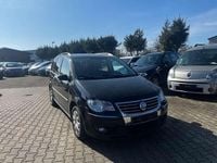 Gebraucht VW Touran Highline 140 PS (102 kW) 2009 Deep black perleffekt Van / Kleinbus
