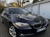 Gebraucht BMW 520 Lifestyle 163 PS (119 kW) 2011 Blau Kombi