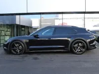 Neu Porsche Taycan 319 kW (435 PS) 2026 Tiefschwarzmetallic (metallic) Limousine
