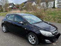 Gebraucht Opel Astra 115 PS (84 kW) 2010 Schwarz Limousine