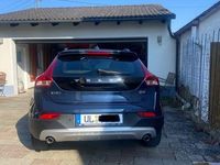 Gebraucht Volvo V40 CC 190 PS (139 kW) 2015 Blau Kombi