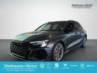 Gebraucht Audi RS3 Ambiente 400 PS (294 kW) 2023 Daytona grau perleffekt (metallic) Limousine