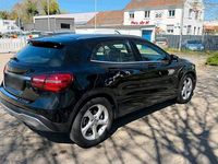 Gebraucht Mercedes GLA180 109 PS (80 kW) 2017 Schwarz SUV