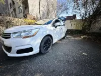 Gebraucht Citroën C4 SELECTION 95 PS (69 kW) 2012 Limousine
