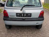 Second-hand Renault Twingo 75 CP (55 kW) 2006 Gri Hatchback