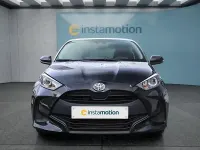 Gebraucht Toyota Yaris 92 PS (67 kW) 2023 Schwarz Kleinwagen