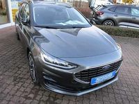 Neu Ford Focus Titanium 155 PS (114 kW) 2025 Grau Kombi