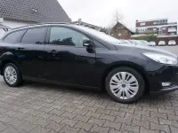 Gebraucht Ford Focus Trend 120 PS (88 kW) 2017 Schwarz Limousine