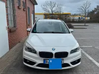Używany BMW 225 Active Tourer 224 KM (164 kW) 2017 Biały Minivan
