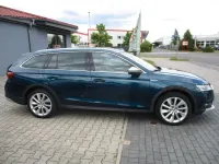 Gebraucht Skoda Octavia Scout 4x4 200 PS (147 kW) 2023 Blau Kombi