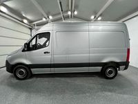 Gebraucht Mercedes Sprinter 143 PS (105 kW) 2021 Iridiumsilber (metallic) Van