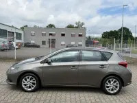 Gebraucht Toyota Auris Comfort 116 PS (85 kW) 2017 Grau Limousine