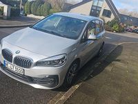 Gebraucht BMW 220 Gran Tourer Advantage 190 PS (139 kW) 2019 Silber Van / Kleinbus