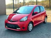 Gebraucht Toyota Aygo Cool 68 PS (50 kW) 2013 Rot Kleinwagen