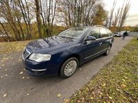 Gebraucht VW Passat Comfortline 150 PS (110 kW) 2009 Maritimblau Kombi