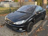 Gebraucht Peugeot 206 CC 109 PS (80 kW) 2005 Schwarz Cabrio