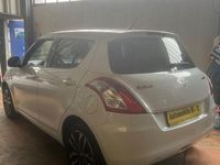 Gebraucht Suzuki Swift 94 PS (69 kW) 2016 Weiß Kleinwagen