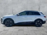 Gebraucht Audi SQ6 e-tron Ambiente 359 kW (489 PS) 2025 Gletscherweiß metallic SUV