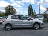 Gebraucht Peugeot 308 Active 120 PS (88 kW) 2012 Grau Limousine