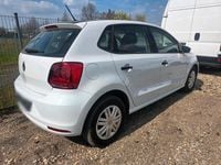 Gebraucht VW Polo 60 PS (44 kW) 2018 Weiß Kleinwagen
