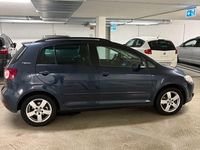 Gebraucht VW Golf VI Team 105 PS (77 kW) 2010 Blau Kleinwagen