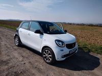 Gebraucht Smart ForFour Passion 90 PS (66 kW) 2016 Weiß Kleinwagen