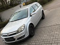 Gebraucht Opel Astra 125 PS (91 kW) 2005 Silber Kombi
