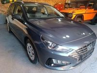 gebraucht Hyundai i30 Kombi 1.0 T-GDI 48V-Hybrid Select